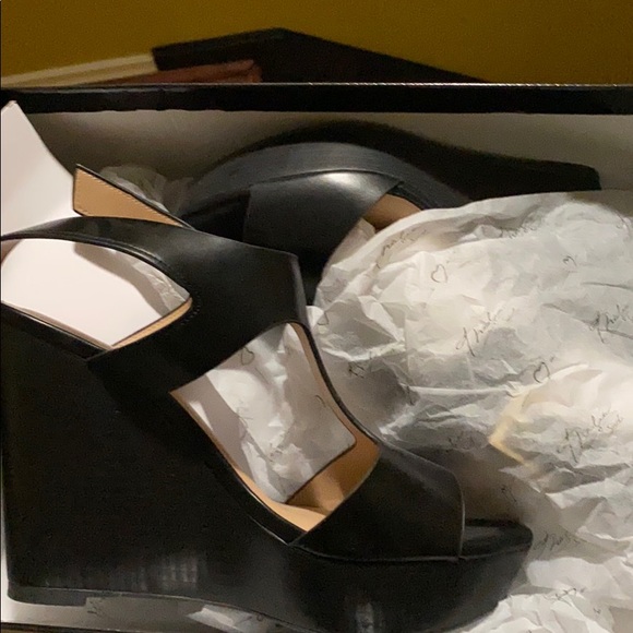 Black Wedges - Picture 5 of 7